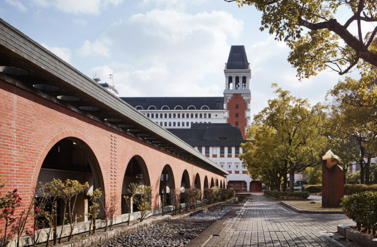 From Hilversum to Kurashiki — museum-expo in Het Gooi