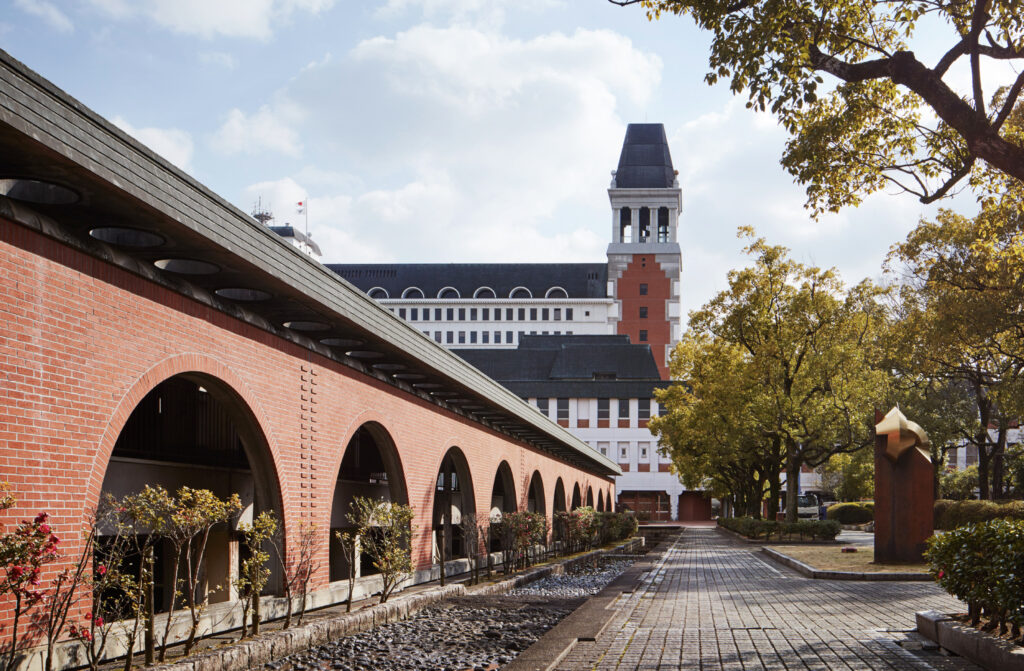 From Hilversum to Kurashiki in het Gooi