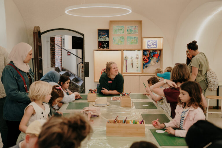 Mindful Weven in het Kasteelatelier — museum-expo in het Gooi