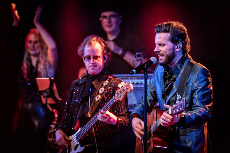 Bouke & The Elvis Matters Band — muziek in het Gooi